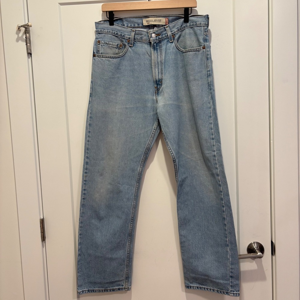 Levis 505 Regular Fit Jeans Mens 34x30 Light Wash Blue Denim Straight Leg Pants